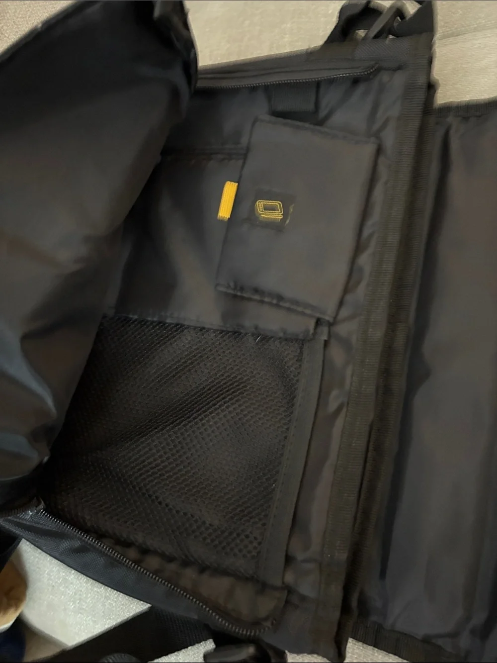 TARGUS CityGear Messenger Bag 10.2